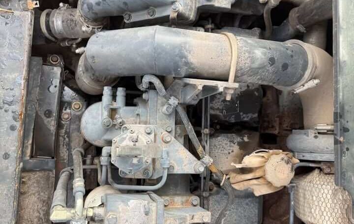 Used Komatsu PC400LC-8 Crawler Excavator for Sale | Heavy Duty 40 Ton Excavator, photo 3